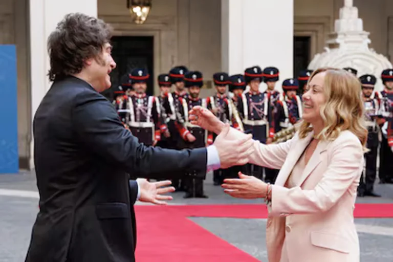 Argentina e Italia firmaron un acuerdo estratégico para exportar GNL al mundo.