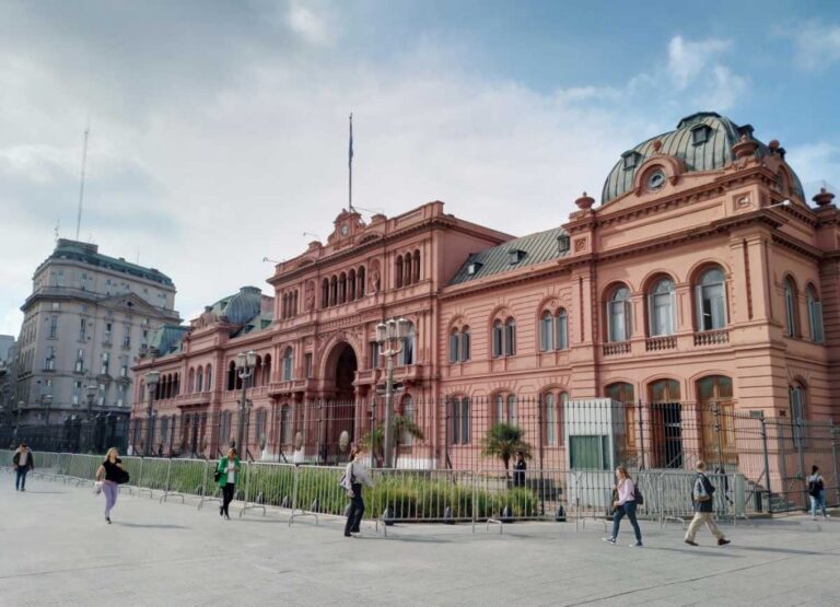 El Gobierno modifica el presupuesto nacional 2025 por decreto.