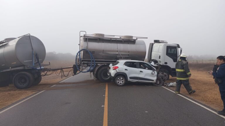 Tragedia en Ruta S-218: una mujer murió tras chocar con un camión cerca de La Playosa
